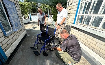 Евгений Кузьмин. Игорь Кастюкевич привез кресло Марии Федоровне