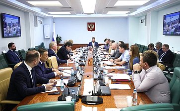 Совещание Комитета Совета Федерации по федеративному устройству, региональной политике, МСУ и делам Севера на тему «Актуальные проблемы проведения общих собраний собственников помещений в многоквартирных домах с использованием информационных систем»