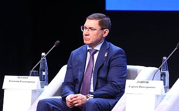 Владимир Якушев