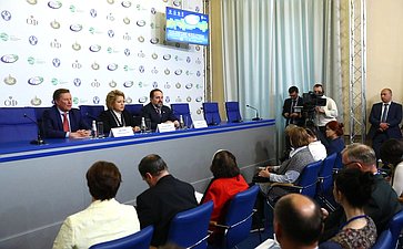 Пресс-конференция по итогам VIII Невского экологического конгресса