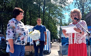 Нина Куликовских приняла участие в праздничных мероприятиях в честь 486-й годовщины основания города Велиж и 95-летия Велижского района Смоленской области