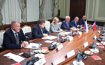 Инна Святенко провела встречу с руководителем группы содействия развитию корейско-российской дружбы в Верховном народном собрании Корейской Народно-Демократической Республики