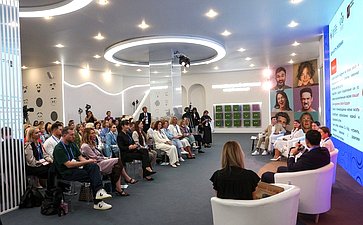 Диалог /встреча с блогерами «Демография и медиа: формируем будущее вместе». VI Форум социальных инноваций регионов