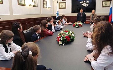 Сергей Перминов наградил победителей IX школы-конкурса «Портрет твоего края»