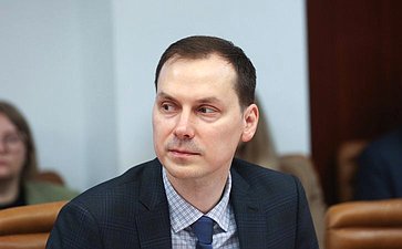 Совещание Комитета Совета Федерации по федеративному устройству, региональной политике, местному самоуправлению и делам Севера совместно с Министерством РФ по развитию Дальнего Востока и Арктики