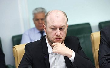 Круглый стол на тему «Инструменты развития производства малотоннажной химии в условиях санкционного давления»