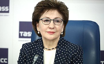 Галина Карелова
