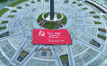В Москве в Музее Победы на Поклонной горе состоялось мероприятие, посвященное вопросам сохранения исторической памяти в рамках программы экспедиции «Непокоренные»
