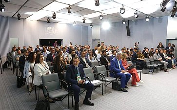 Круглый стол № 1 «Фермерство: поддержка и возможности для развития». Второй Форум тружеников села