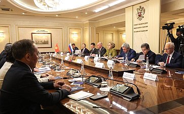 Встреча Председателя Совета Федерации Валентины Матвиенко с Президентом Киргизской Республики Садыром Жапаровым