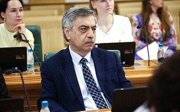 Написание Первого всероссийского аграрного диктанта сенаторами РФ и сотрудниками Аппарата СФ