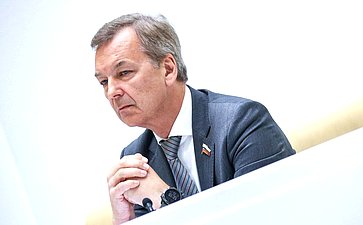 Андрей Яцкин