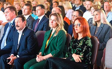 Анатолий Артамонов и Александр Савин выступили в ходе встречи регионального Клуба инвесторов, которая прошла в г. Тарусе