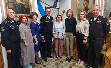 Сенаторы выступили на образовательной конференции для жён военнослужащих «Черноморская звезда»