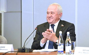 Выездное совещание Комитета СФ по обороне и безопасности «Кадровое обеспечение научных и производственных предприятий ядерного оружейного комплекса»