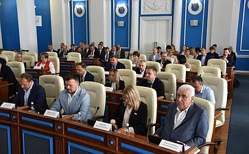 Екатерина Алтабаева приняла участие в пленарном заседании Законодательного собрания города Севастополя