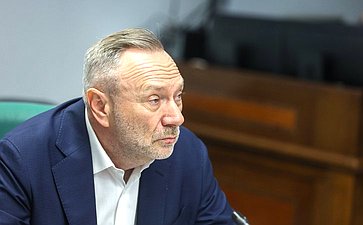 Круглый стол Комитета Совета Федерации по социальной политике совместно с Комитетом Совета Федерации по экономической политике «Создание в России федеральных круглогодичных курортов: реализация федерального проекта «Пять морей и озеро Байкал»»