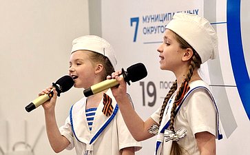 Татьяна Сахарова в рамках работы в регионе приняла участие в торжественном мероприятии с участием ветеранов-блокадников и членов общественной организации «Дети войны»
