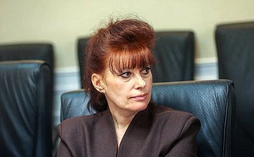 Совещание Комитета Совета Федерации по Регламенту и организации парламентской деятельности «Выборы в 2025 году и общественный контроль за голосованием»