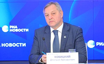Пресс-конференция о законодательной поддержке российской легкой промышленности и развитии креативных (творческих) индустрий