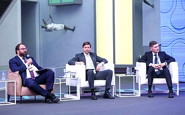 Стратегическая сессия «Цифровой потенциал социальной сферы/ Технологии, которые меняют жизнь». VI Форум социальных инноваций регионов