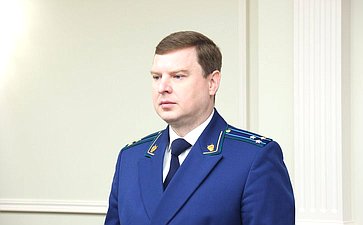 Совместное заседание Комитета СФ по конституционному законодательству и государственному строительству, Комитета СФ по обороне и безопасности и Комитета СФ по федеративному устройству, региональной политике, МСУ и делам Севера