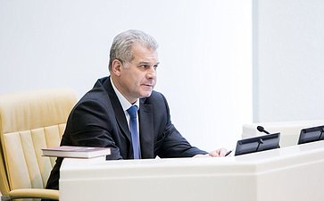 370-е заседание Совета Федерации С. Мартынов