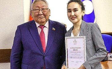 Егор Борисов вручил юным героям-якутянам медали Совета Федерации «За проявленное мужество»