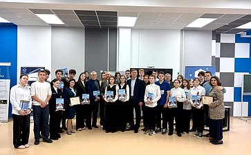 Александр Брыксин принял участие во встрече, прошедшей в средней общеобразовательной школе №60 города Курска