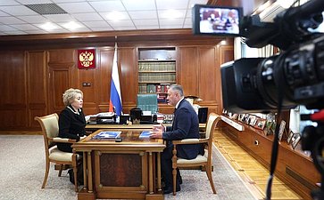 Валентина Матвиенко провела встречу с губернатором Иркутской области Иваном Кобзевым