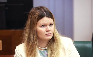 Круглый стол на тему «Пути решения ключевых стратегических задач по производству высоколокализованной конкурентоспособной продукции автомобильной отрасли»