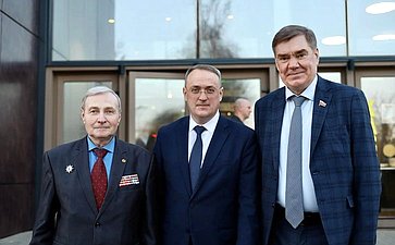 Александр Савин заслушал отчет главы города Калуги Дмитрия Денисова