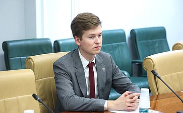 Заседание рабочей группы для выработки предложений о совершенствовании законодательства в сфере детского и социального питания