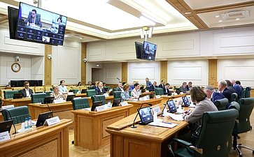 Парламентские слушания на тему «Лучшие региональные практики в сфере защиты прав потребителей»