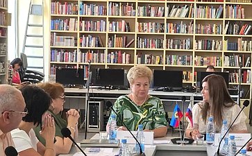 Ольга Бас приняла участие в расширенном заседании комиссий, посвящённом вопросам духовно-нравственного воспитания в ЛНР