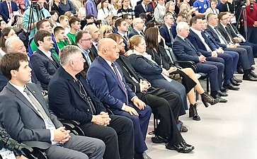 Андрей Базилевский принял участие в открытии Дня Хабаровского края в рамках Международной выставки-форума «Россия» на ВДНХ