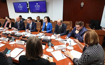 Семинар-совещание для законодательных органов субъектов РФ: «Актуальные вопросы подготовки и рассмотрения проектов законодательных инициатив в Совете законодателей РФ при Федеральном Собрании РФ»