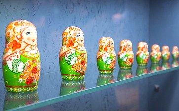 Сенаторы посетили предприятия народных художественных промыслов г. Суздаля