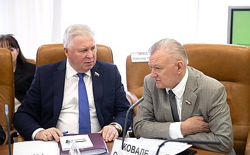 В. Наговицын и О. Ковалев
