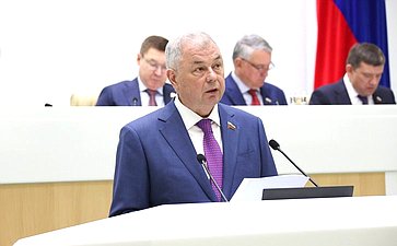 Анатолий Артамонов
