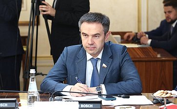 Мурат Хапсироков