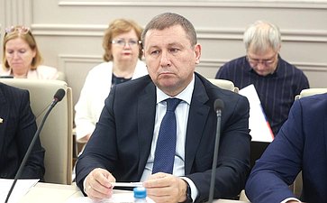 Совещание Комитета СФ по бюджету и финансовым рынкам «Трансформация трудовых отношений в условиях цифровизации: преодоление теневой занятости и восстановление социально-трудовых гарантий и фискальной устойчивости бюджетной системы РФ»