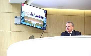 Артур Муравьев