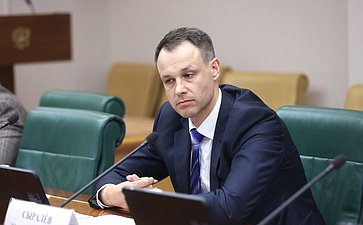 Круглый стол на тему «Пути решения ключевых стратегических задач по производству высоколокализованной конкурентоспособной продукции автомобильной отрасли»