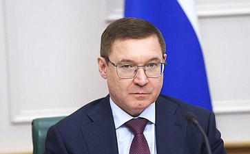Владимир Якушев