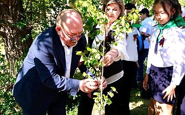 Сенаторы приняли участие в мероприятиях Всероссийского дня эколят в регионах РФ
