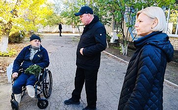 Игорь Кастюкевич привез обогреватели и увлажнители воздуха в Новокиевский детский дом и Гериатрический пансионат Чаплынки