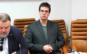 Круглый стол Комитета Совета Федерации по социальной политике «Вопросы совершенствования оказания медицинской помощи пациентам с рассеянным склерозом»