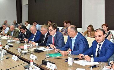 Во Владикавказе состоялось выездное заседание рабочей группы Временной комиссии Совета Федерации по информационной политике и взаимодействию со СМИ