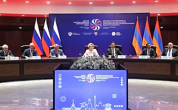 Председатель Совета Федерации Валентина Матвиенко приняла участие в пленарном заседании Десятого Российско-Армянского межрегионального форума в Ереване